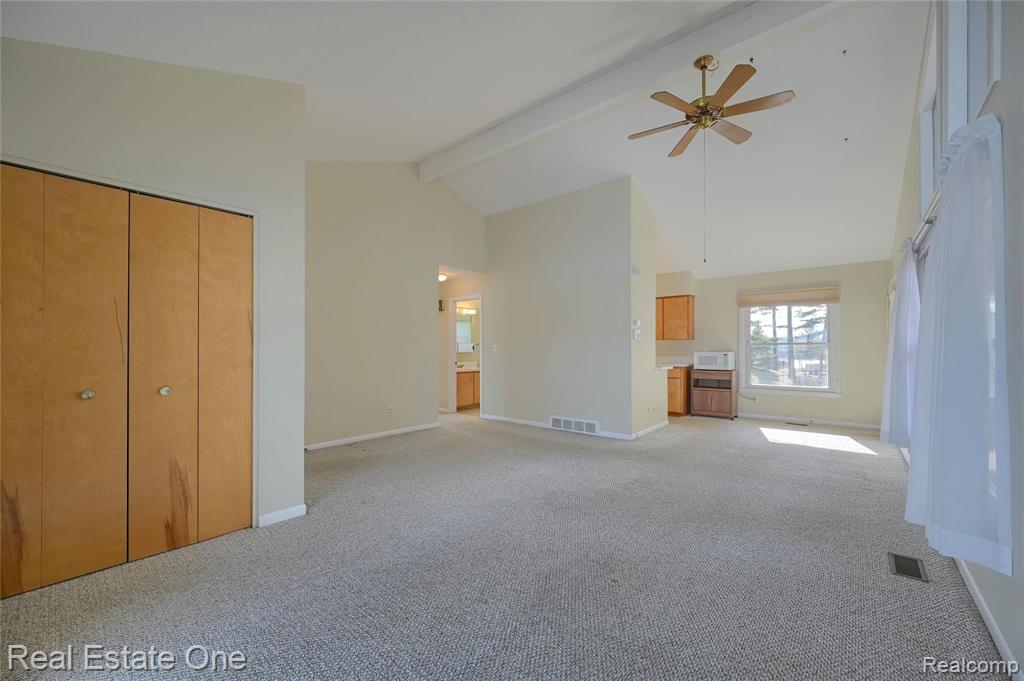 944 Pine Tree Road Lake Orion, MI 48362 - Photo 29 of 81 Gallery Image 29