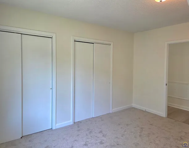 $169,900 | 829 Southwest Oakley Avenue, Topeka, KS 66606