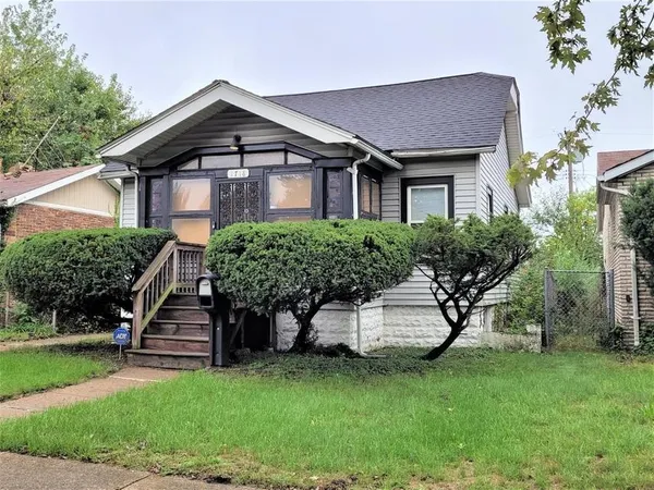 $150,000 | 1718 Roosevelt Place, Gary, IN 46404