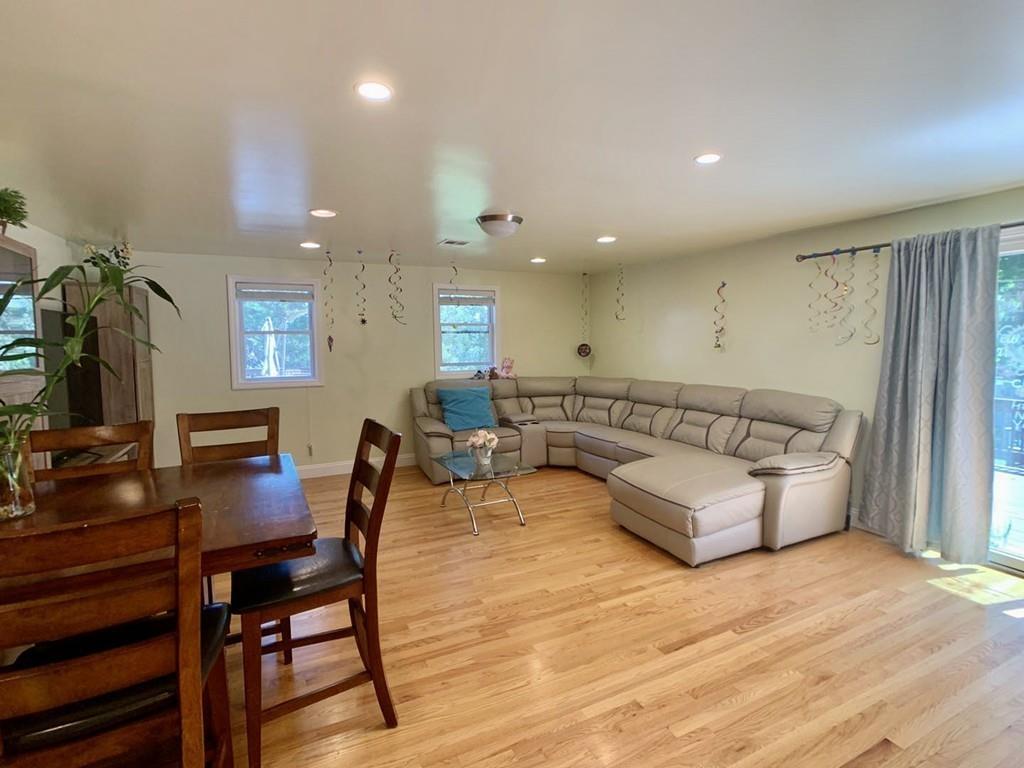 34 Edgemont Road Braintree, MA 02184 - Photo 4 of 21