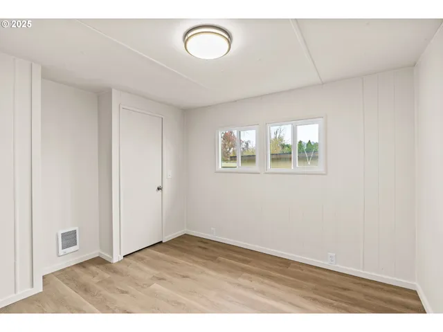 $225,000 | 34173 El Roble Avenue, Eugene, OR 97405