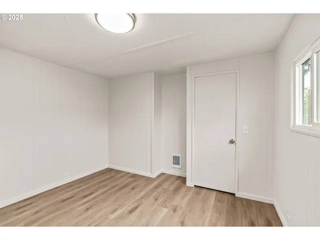 $225,000 | 34173 El Roble Avenue, Eugene, OR 97405