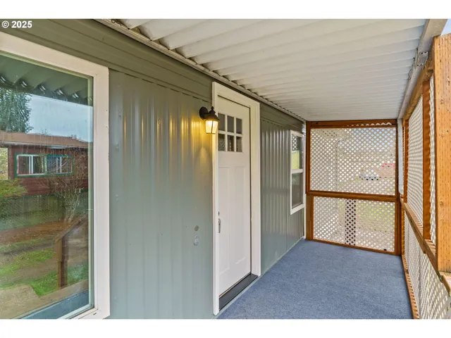 $225,000 | 34173 El Roble Avenue, Eugene, OR 97405