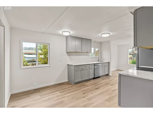 $225,000 | 34173 El Roble Avenue, Eugene, OR 97405