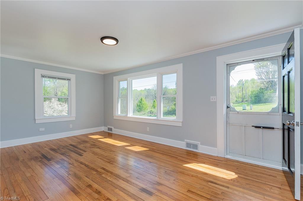 1723 Craver Road Lexington, NC 27295 - Photo 12 of 34 Gallery Image 12