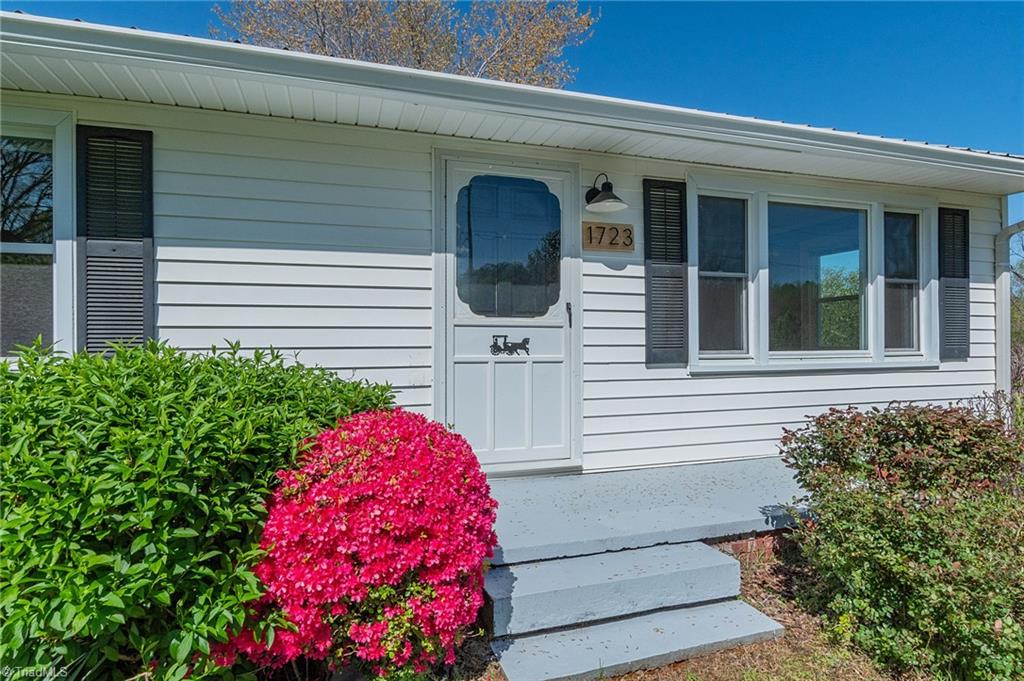 1723 Craver Road Lexington, NC 27295 - Photo 2 of 34 Gallery Image 2