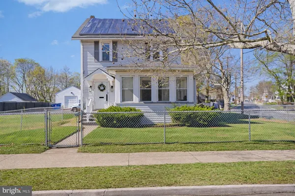 $300,000 | 403 West Broad Street, Paulsboro, NJ 08066