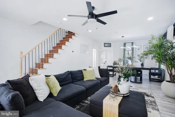 $300,000 | 403 West Broad Street, Paulsboro, NJ 08066