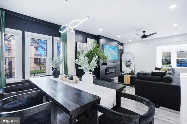 $300,000 | 403 West Broad Street, Paulsboro, NJ 08066