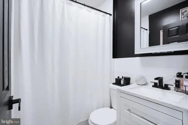 $300,000 | 403 West Broad Street, Paulsboro, NJ 08066