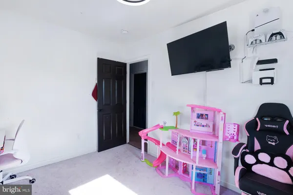 $300,000 | 403 West Broad Street, Paulsboro, NJ 08066