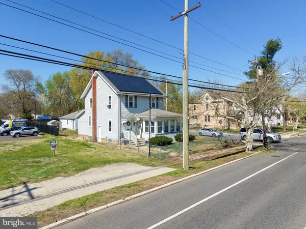 $300,000 | 403 West Broad Street, Paulsboro, NJ 08066