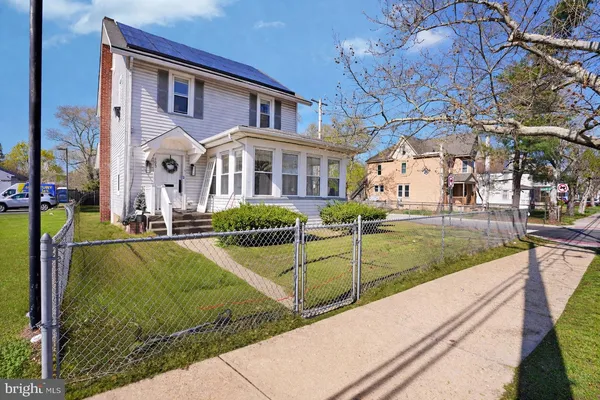 $300,000 | 403 West Broad Street, Paulsboro, NJ 08066