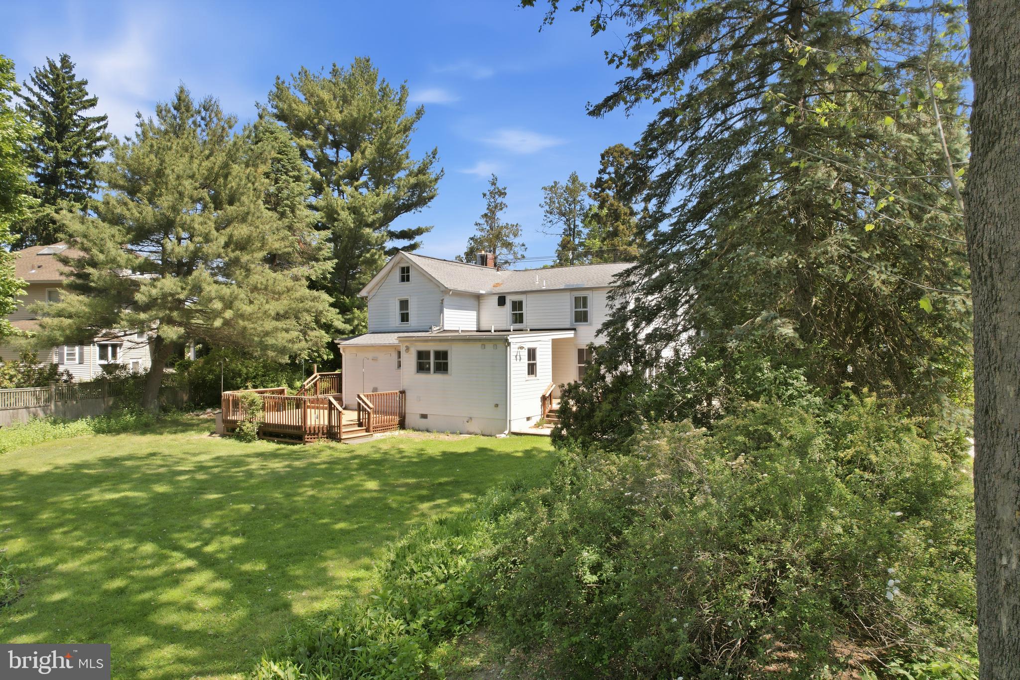 415 Village Road East Princeton Junction, NJ 08550 - Photo 26 of 33