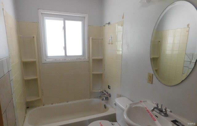 947 Coal Bank Road St. Louis, MO 63138 - Photo 17 of 22