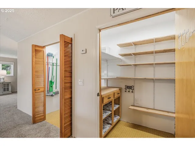 $415,000 | 2604 Southeast 176th Place, Portland, OR 97236