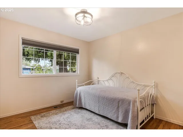 $415,000 | 2604 Southeast 176th Place, Portland, OR 97236