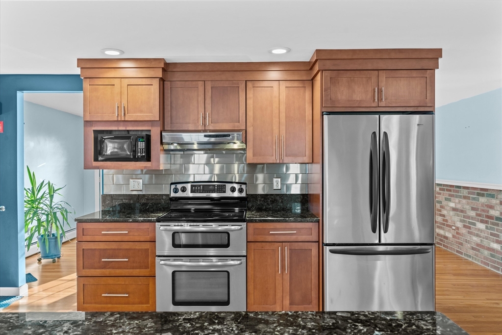 97 Georgia Road Tewksbury, MA 01876 - Photo 12 of 40 Gallery Image 12