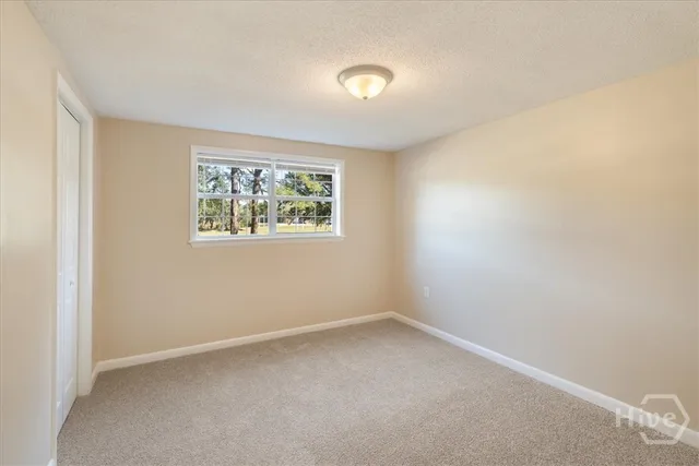 $285,000 | 35 Oak Hill Road, Richmond Hill, GA 31324