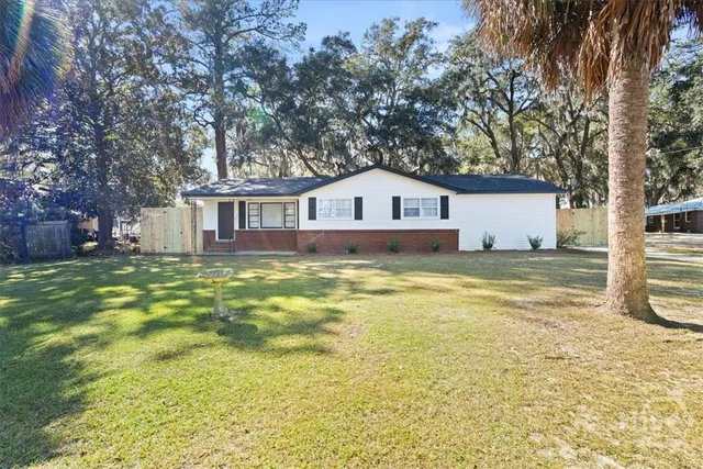 $285,000 | 35 Oak Hill Road, Richmond Hill, GA 31324