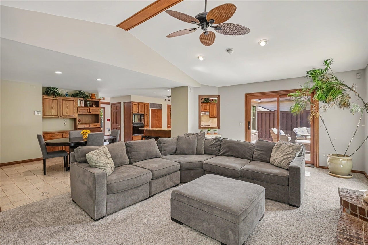 709 Snowmass Drive Rochester Hills, MI 48309 - Photo 3 of 39 Gallery Image 3