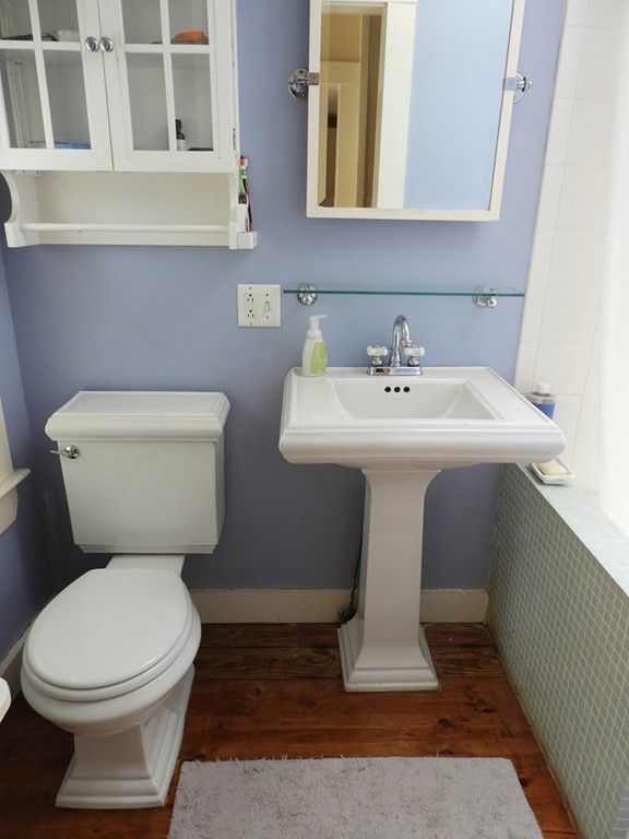 27 Fairfield Street Maynard, MA 01754 - Photo 11 of 29 Gallery Image 11
