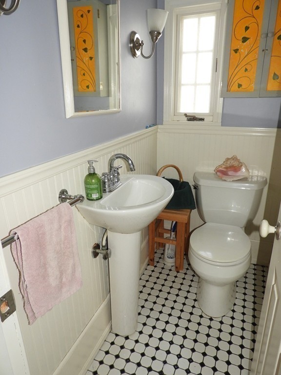 27 Fairfield Street Maynard, MA 01754 - Photo 16 of 29 Gallery Image 16
