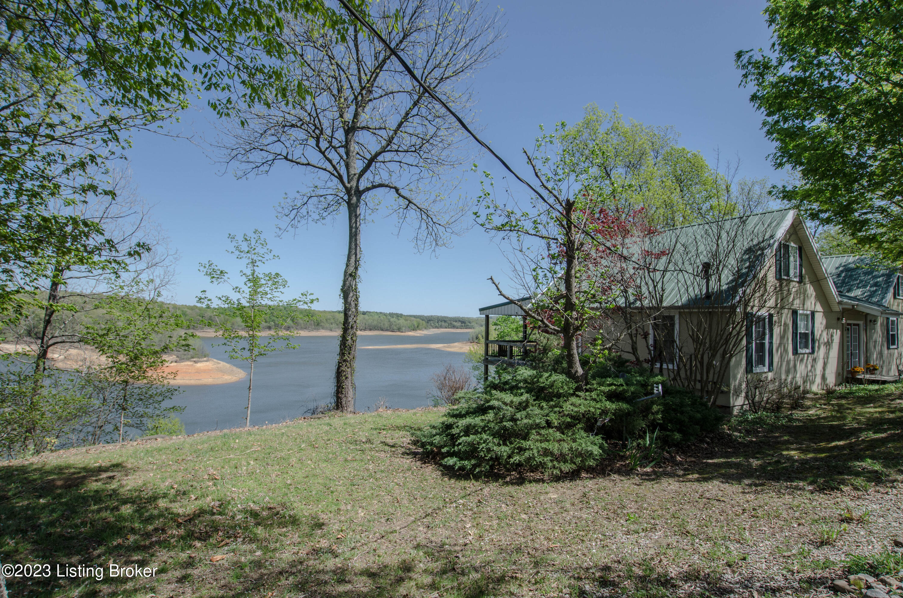200 Fentress Lookout Road Falls Of Rough, KY 40119 - Photo 3 of 37 front