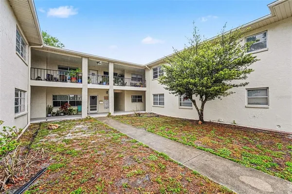 $105,000 | 5051 75th Avenue North, Unit 4, Pinellas Park, FL 33781
