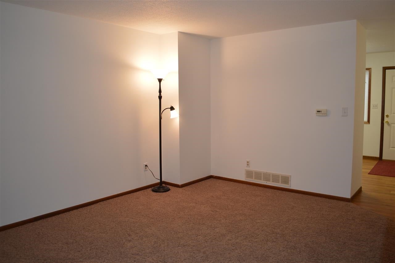 216 West Elm Street, Unit 3 Lone Tree, IA 52755 - Photo 3 of 17 Gallery Image 3