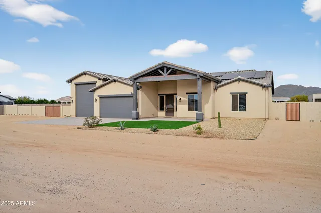 $1,100,000 | 2120 West Tanya Trail, Phoenix, AZ 85086