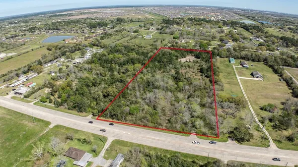 $699,950 | 2701 Fm 646 Road North, Santa Fe, TX 77510