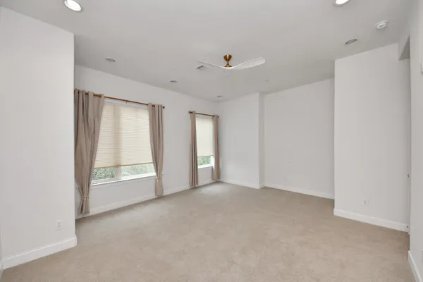 $2,400 | 1403 Delano Street, Unit 6, Houston, TX 77003