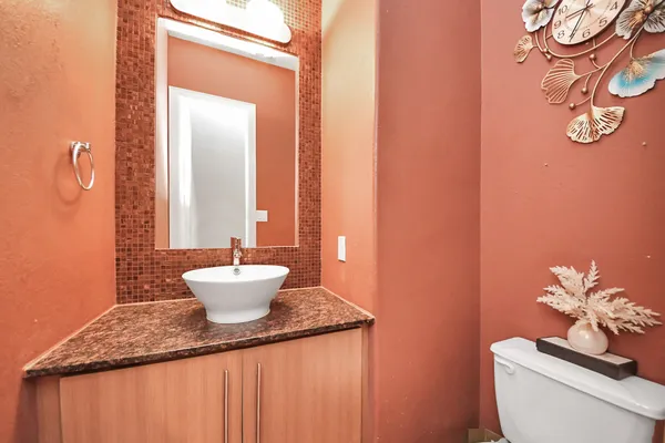 $2,400 | 1403 Delano Street, Unit 6, Houston, TX 77003