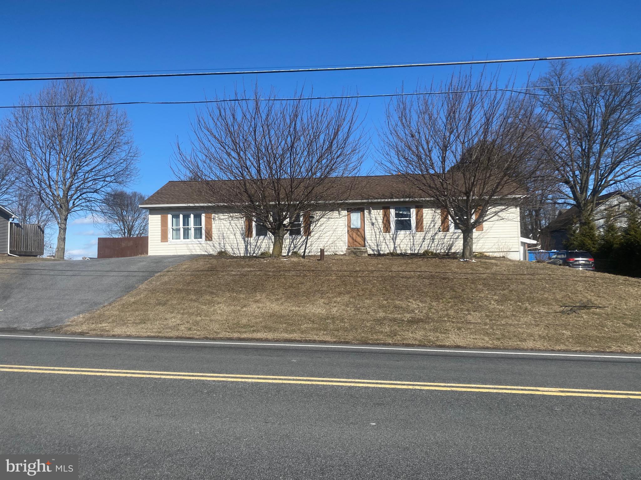 1155 East Newport Road Lititz, PA 17543 - Photo 1 of 33 Great rancher that just needs a little TLC