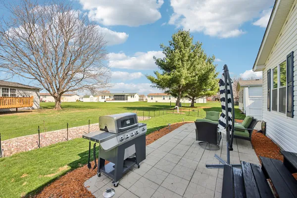 $110,000 | 242 Meadowlark Lane, Unit A, Sandwich, IL 60548