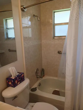 $1,900 | 92 Seville Drive, Delray Beach, FL 33446