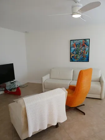 $1,900 | 92 Seville Drive, Delray Beach, FL 33446