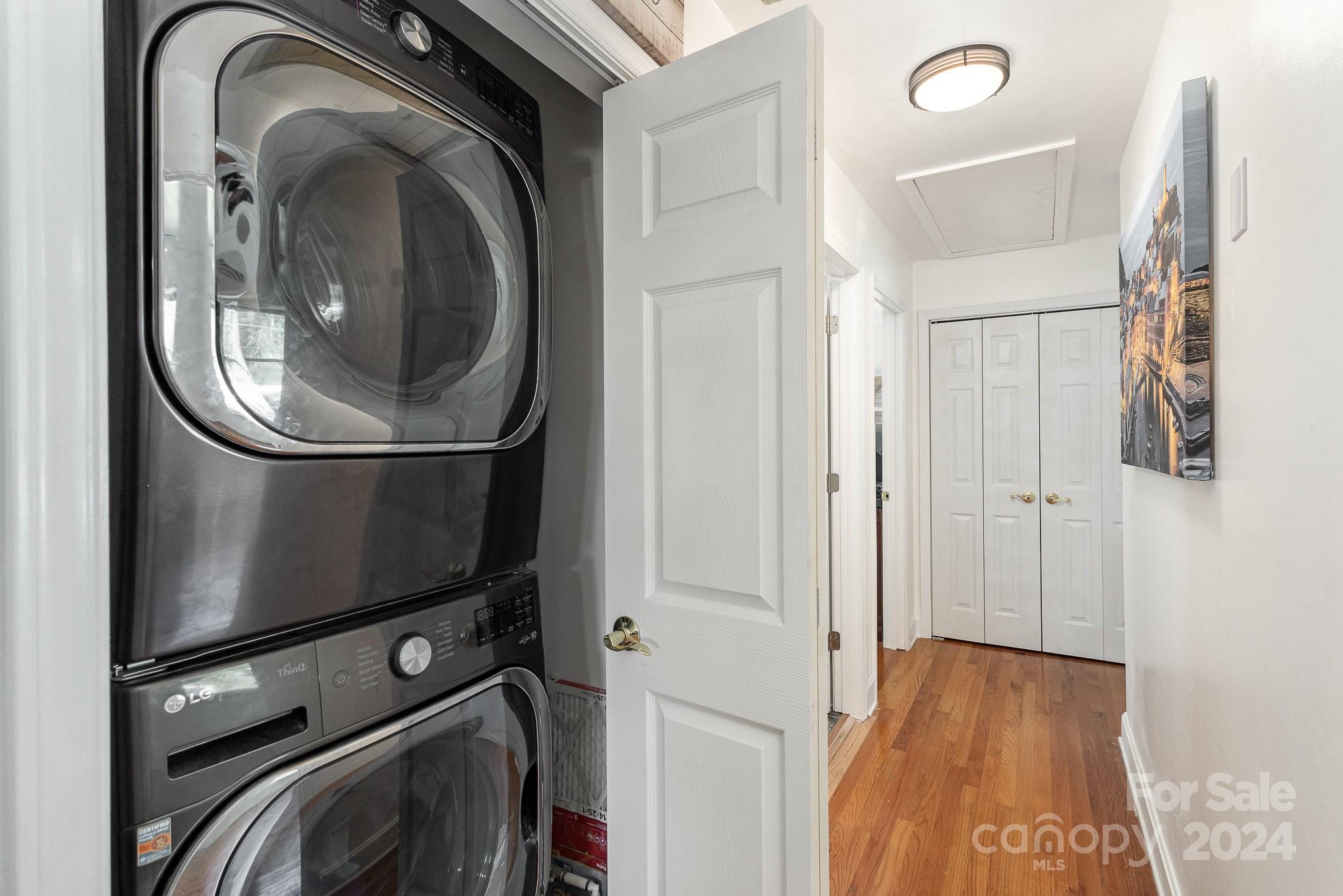4431 Westridge Drive Charlotte, NC 28208 - Photo 11 of 24 a view of washer and dryer