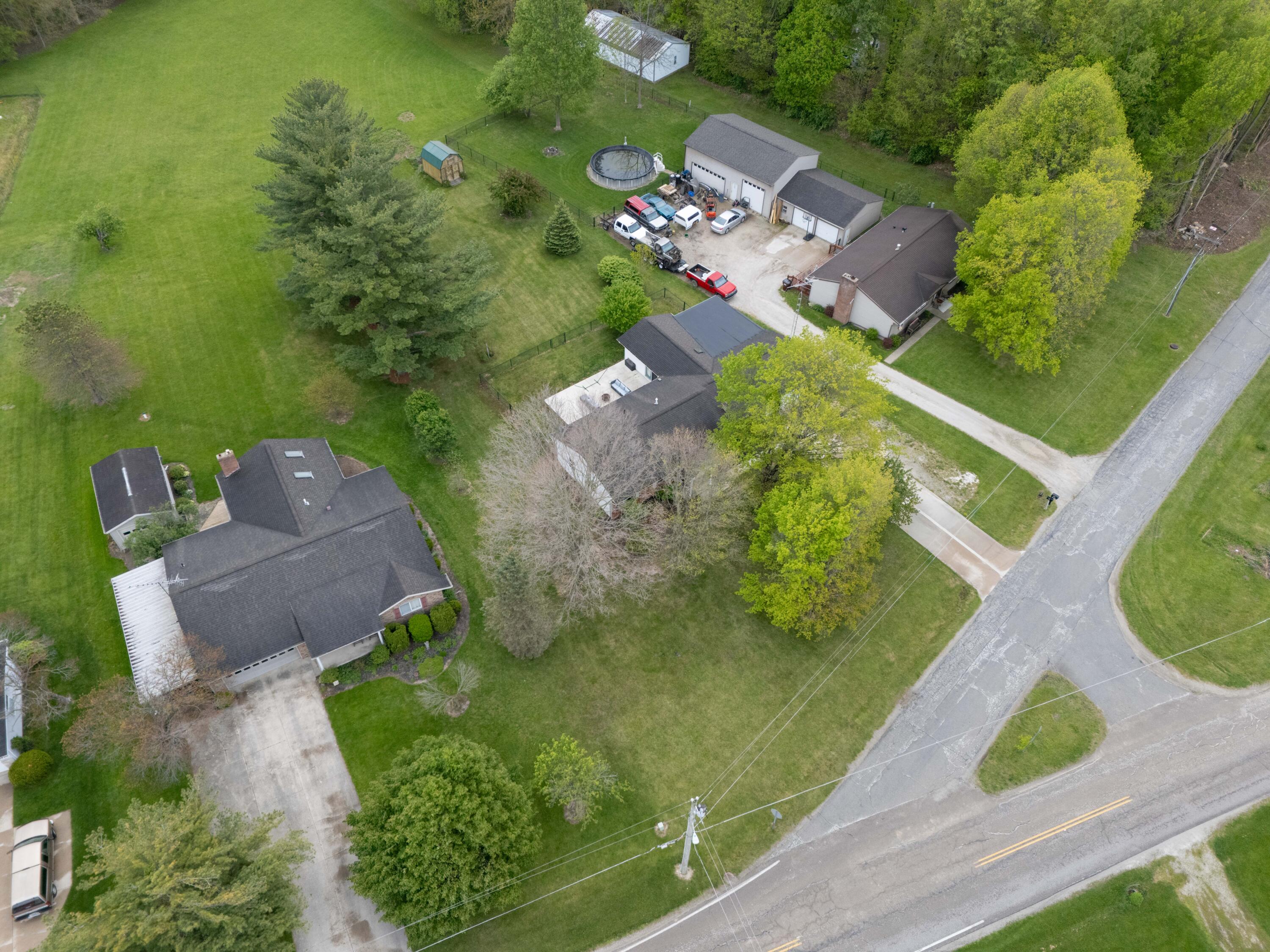 9200 Johnston Slagle Road Sidney, OH 45365 - Photo 31 of 38
