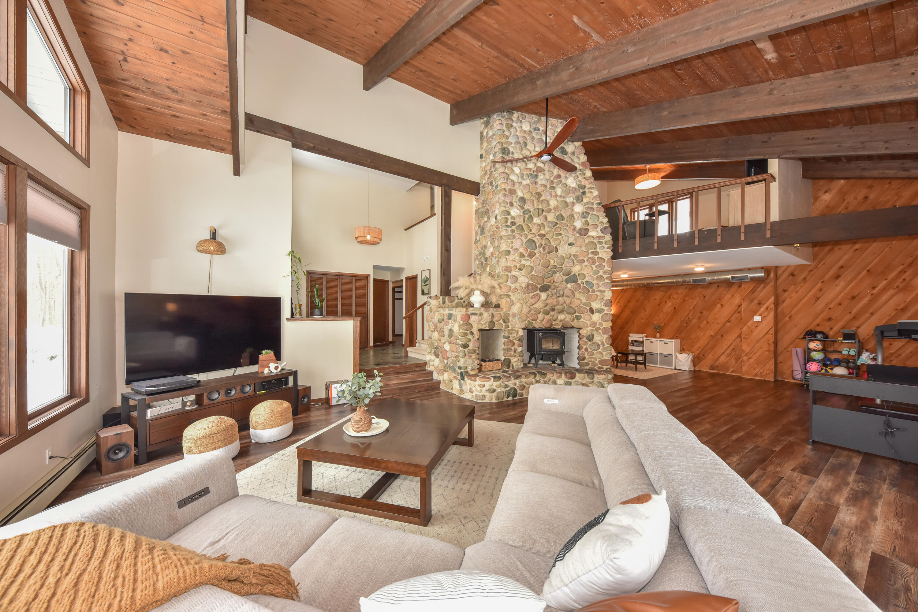 4380 County Rd Y Saukville, WI 53080 - Photo 9 of 38 EUP_7946-2