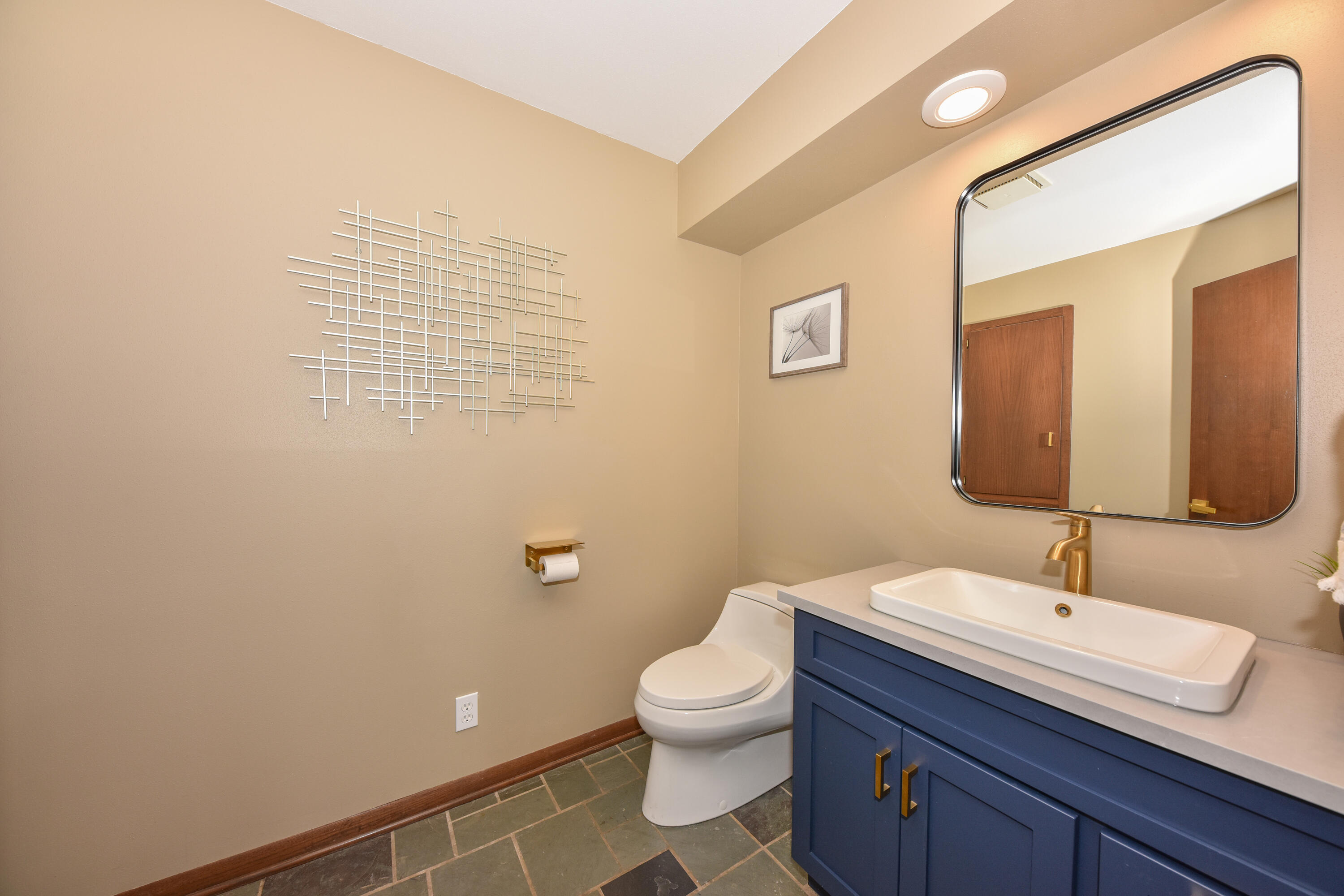 4380 County Rd Y Saukville, WI 53080 - Photo 11 of 38 EUP_7953-2