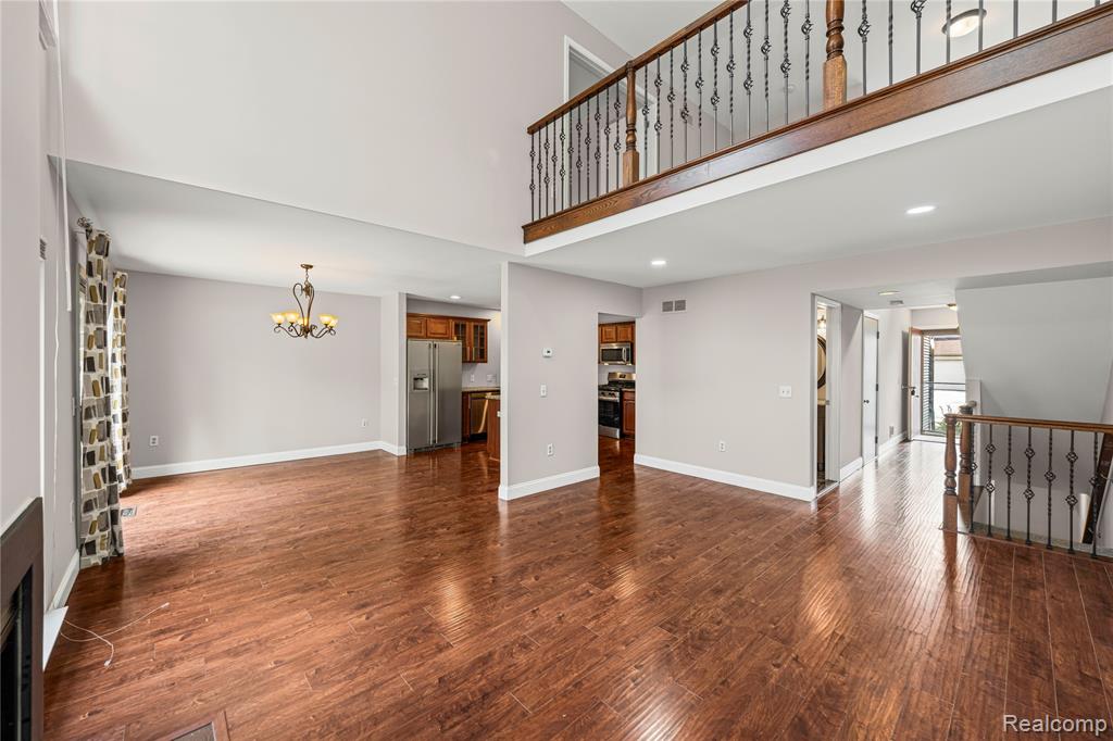 740 Eastbridge Court Rochester Hills, MI 48307 - Photo 10 of 43