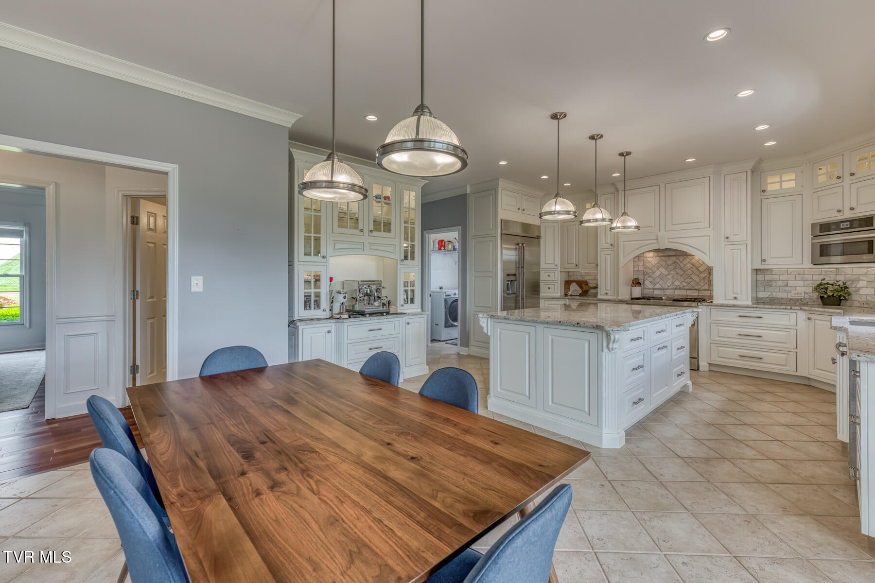 151 Laurel Ridge Drive Jonesborough, TN 37659 - Photo 23 of 106 151 Laurel Ridge Dr-24