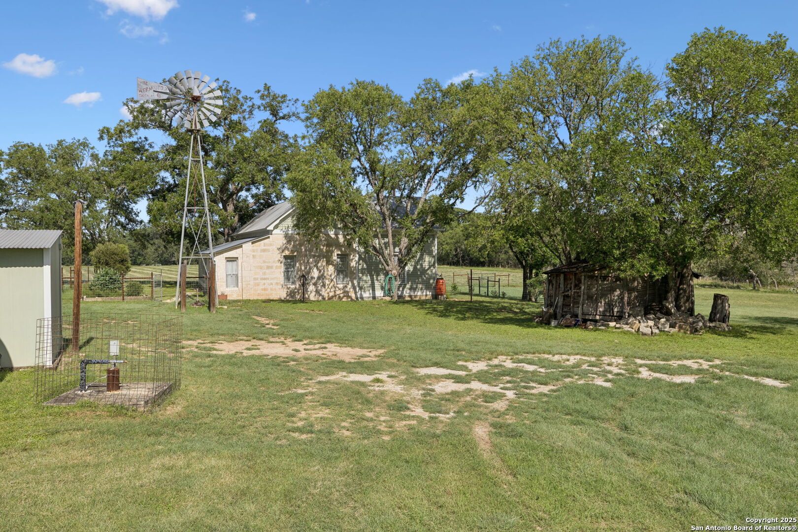 1078 Fm 480 Center Point Center Point, TX 78010 - Photo 27 of 38
