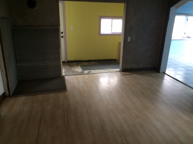 10903 South Gilmore Road Blanchard, MI 49310 - Photo 8 of 15 1798671-7.JPG