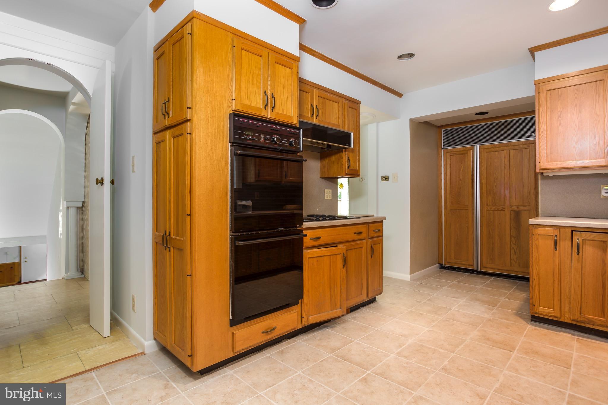 2022 Yorktown Road Northwest Washington, DC 20012 - Photo 17 of 29 Kitchen
