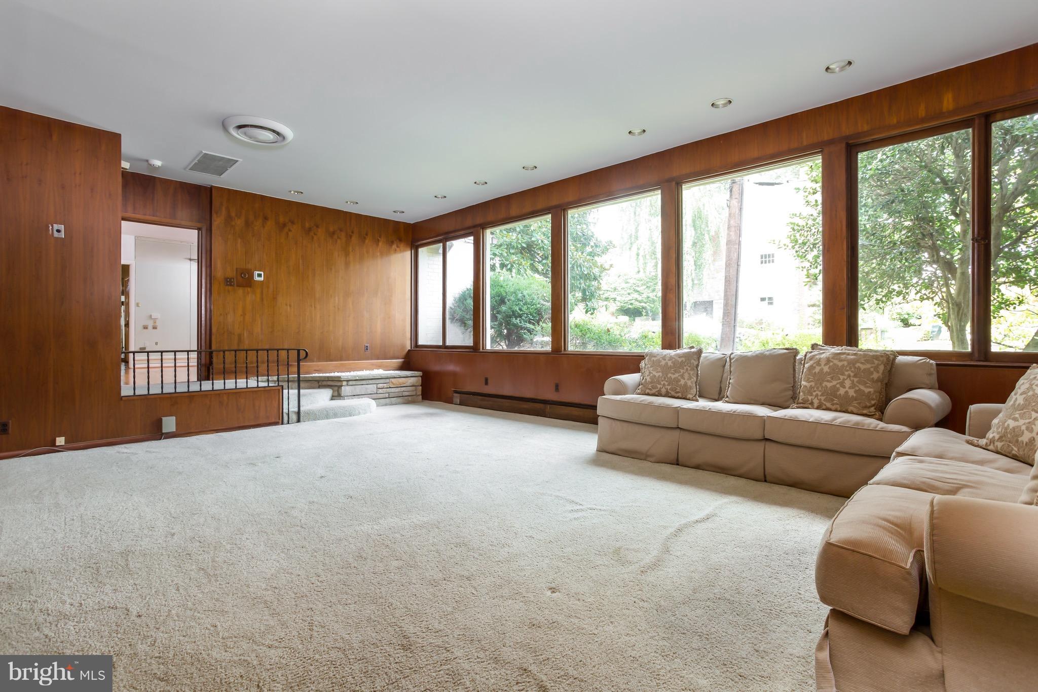 2022 Yorktown Road Northwest Washington, DC 20012 - Photo 7 of 29 Family Room/ Library