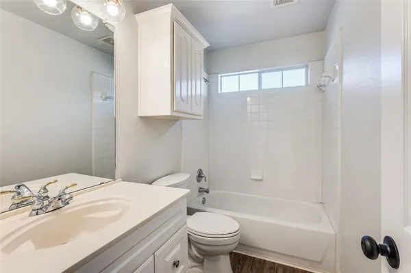 $2,700 | 5012 Marineway Drive, Fort Worth, TX 76135