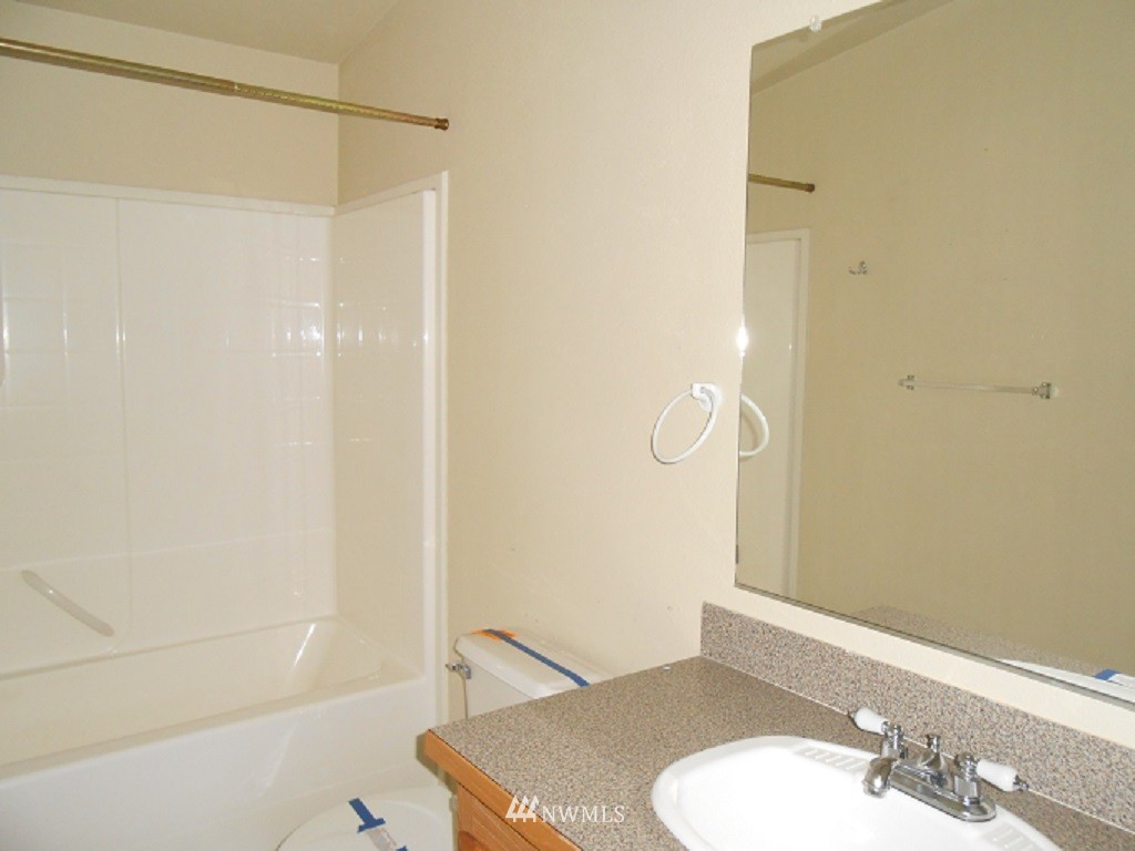 4482 East Rasor Road Belfair, WA 98528 - Photo 11 of 18 Gallery Image 11
